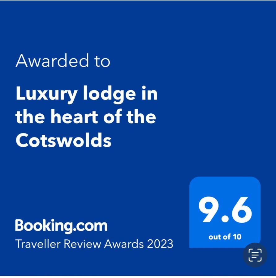 Luxury Lodge In The Heart Of The Cotswolds Cirencester Buitenkant foto